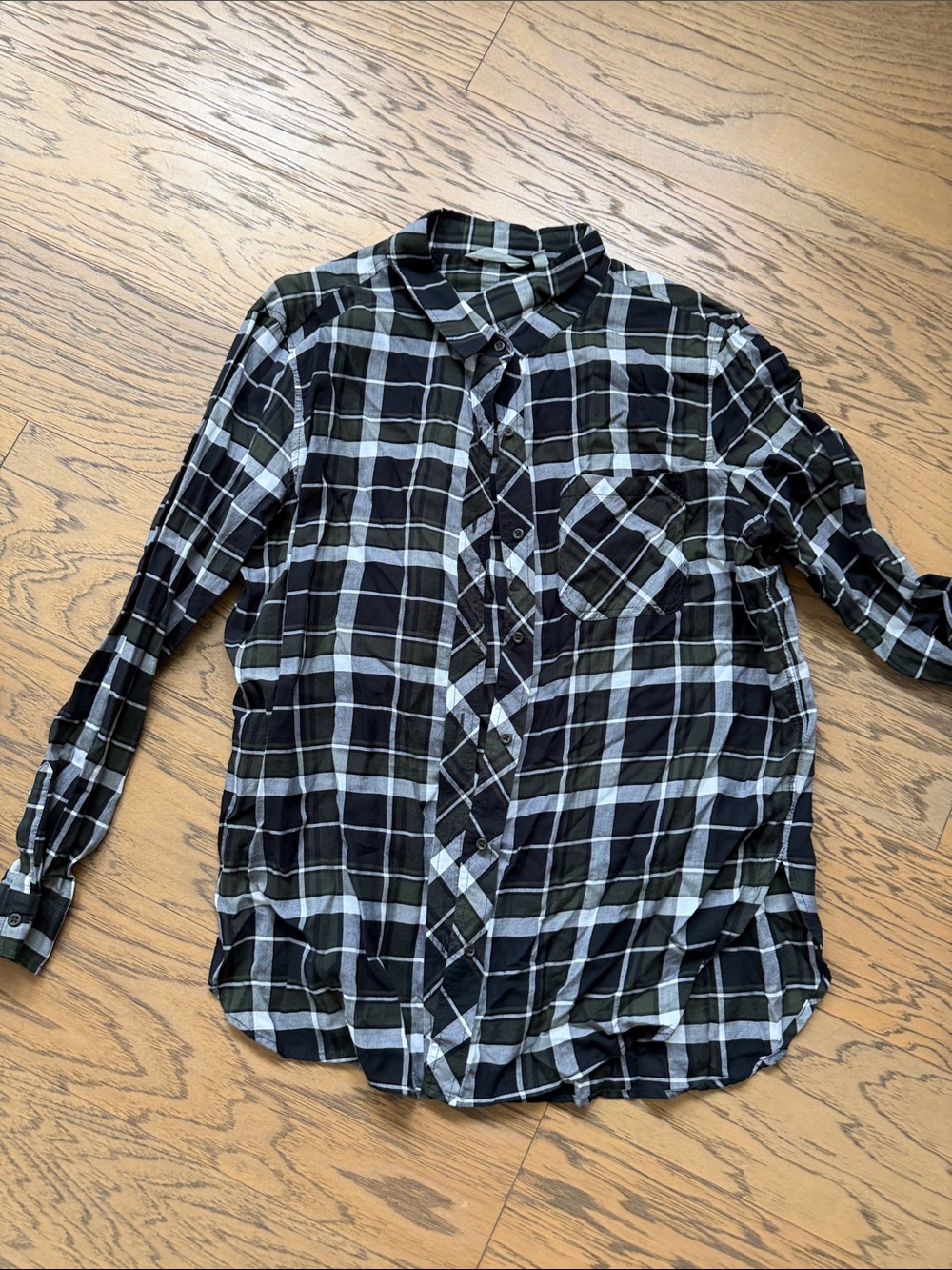 Women's Black and White Plaid Button-Up Shirt